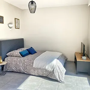 Madeleine - Résidence Services , Nice France