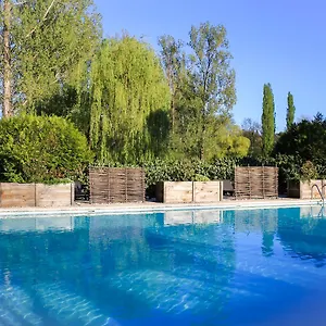 Les Trois Soleils Hotel